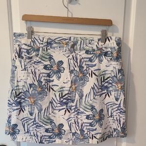 Westport Floral And Palm Patterned Skort